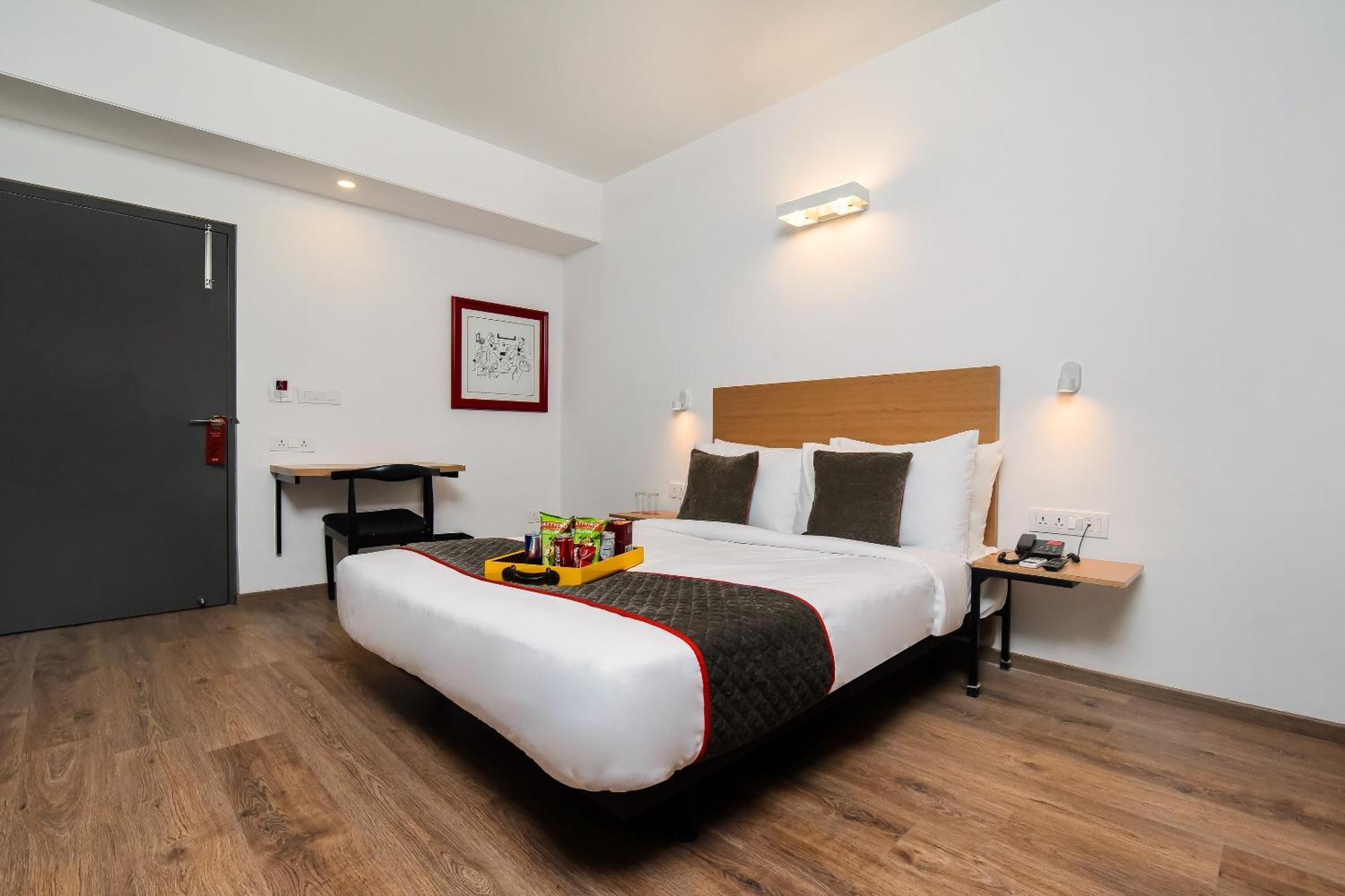 Hotel Townhouse C Scheme Ahinsa Circle Jaipur Exterior foto