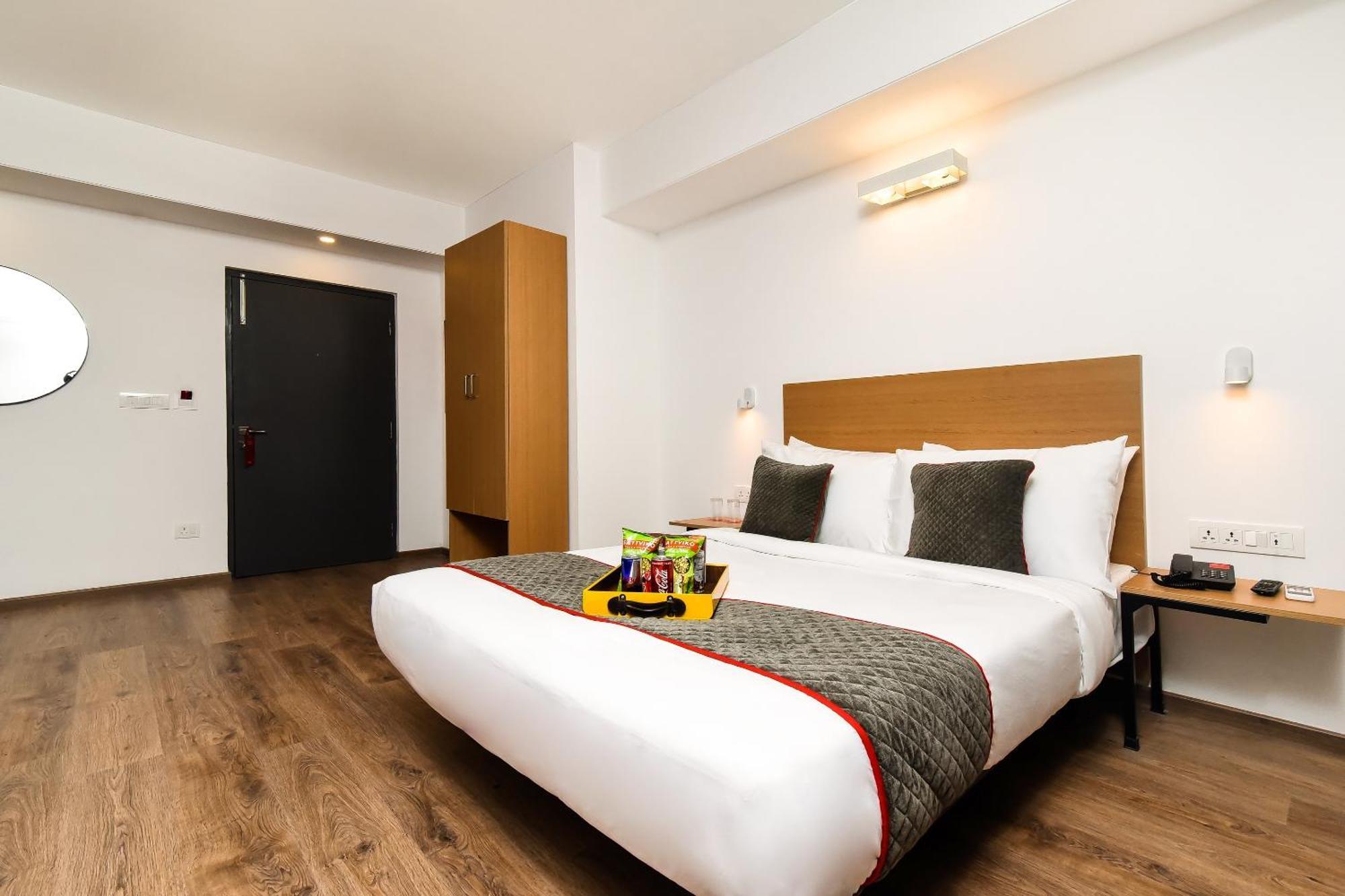 Hotel Townhouse C Scheme Ahinsa Circle Jaipur Exterior foto